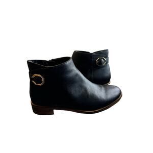 Women 8.5 Cole Haan Lilah Buckle Ankle Bootie Leather Black W14923